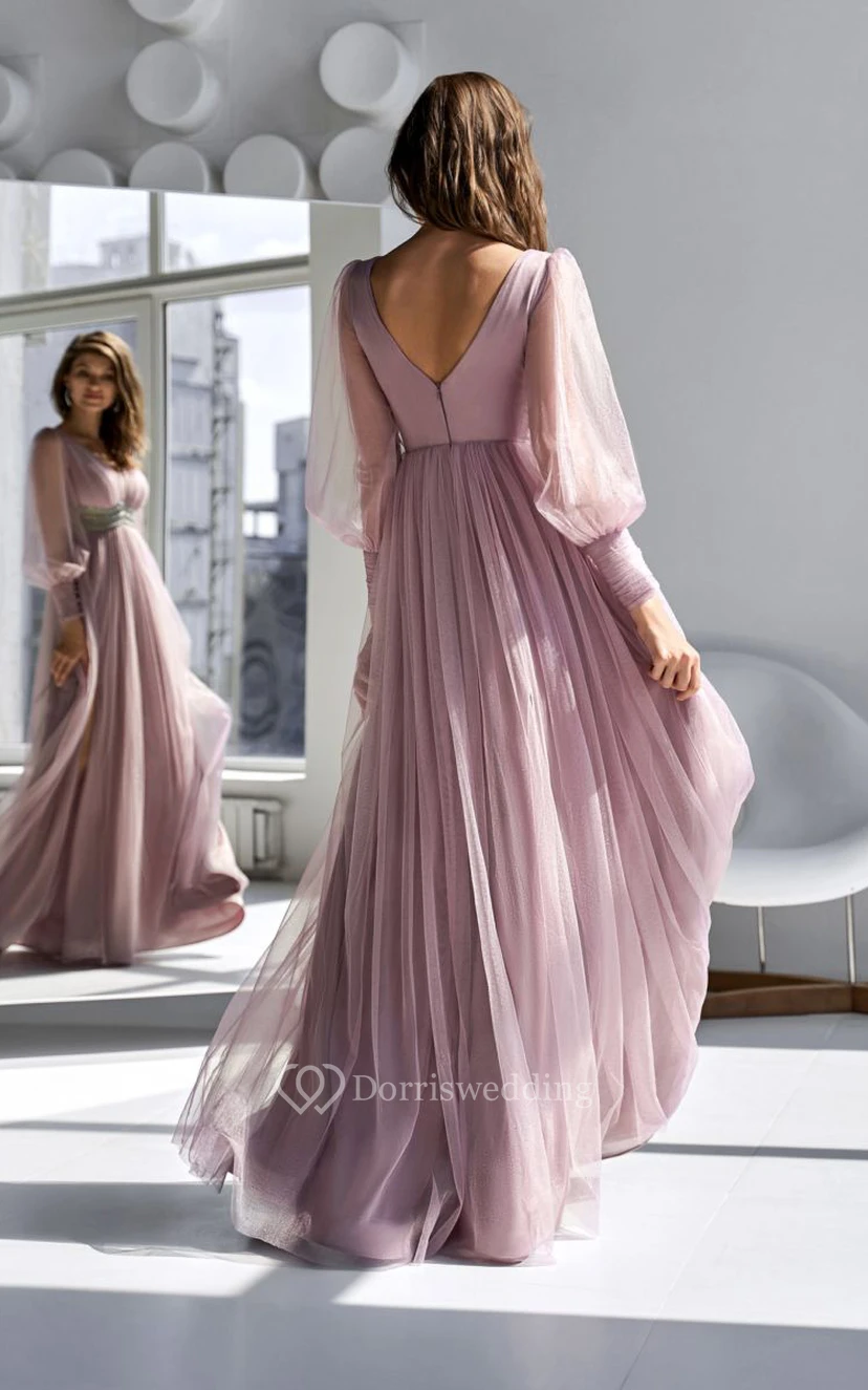 Chiffonkleid mit Illusion-Effekt, langen Ärmeln, V-Ausschnitt, vorderem Schlitz, Falten und perlenbesetzter Taille. view 2