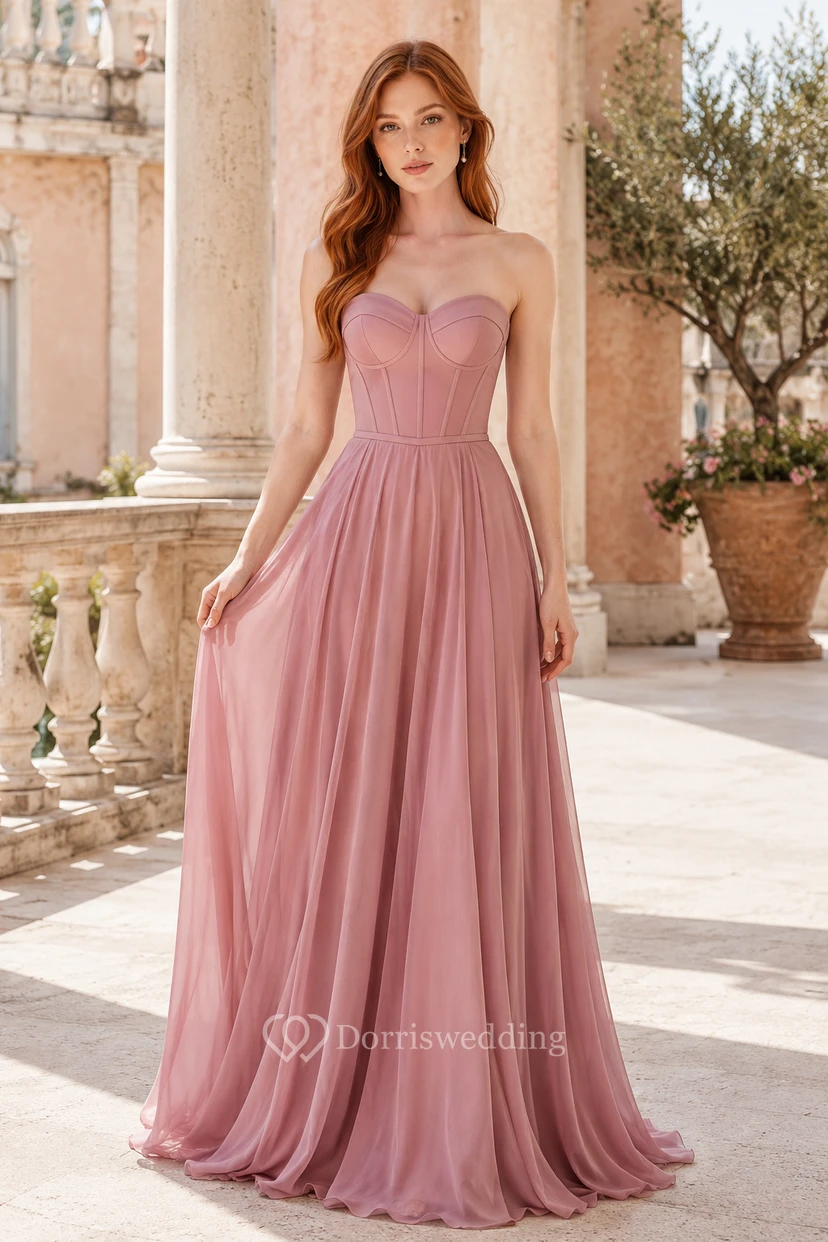 Abendkleid aus altrosafarbenem Chiffon, A-Linie, trägerlos, bodenlang