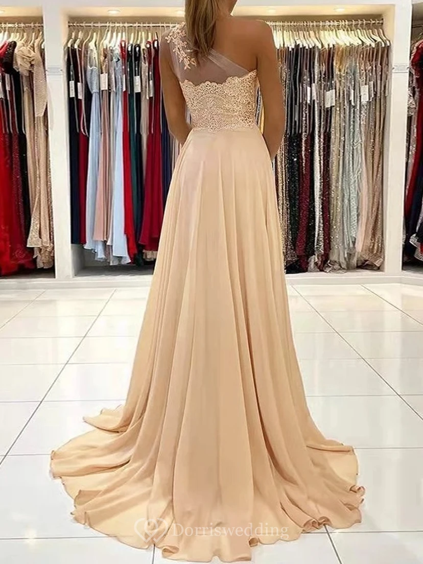 Lässiges, ärmelloses Chiffonkleid mit einem Schulterträger und vorderem Schlitz view 2