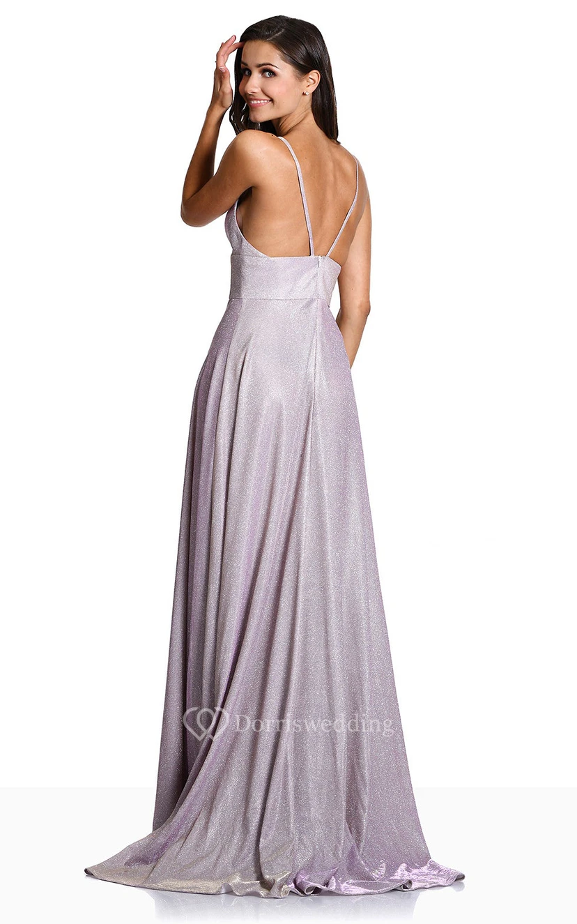 Vestido formal moderno sin mangas, largo hasta el suelo, corte en A, con lentejuelas y espalda descubierta view 2
