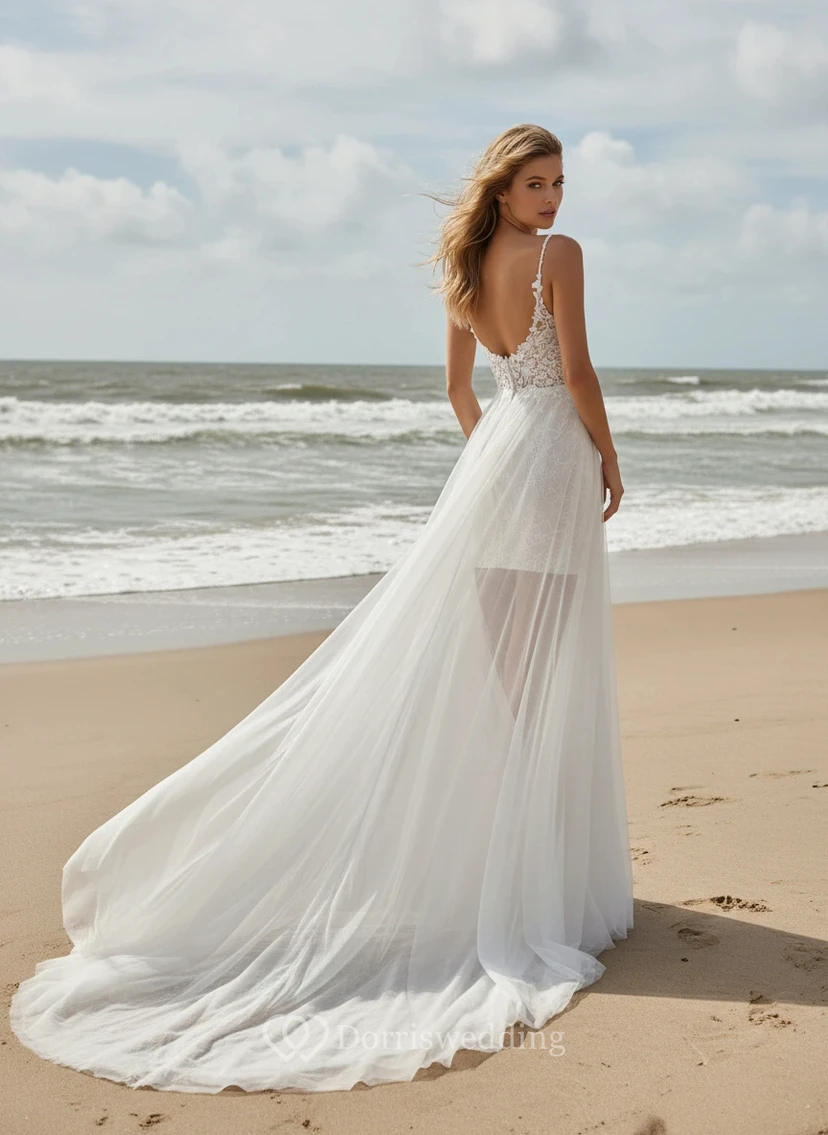 Robe de mariée de plage en dentelle spaghetti avec jupe amovible view 2