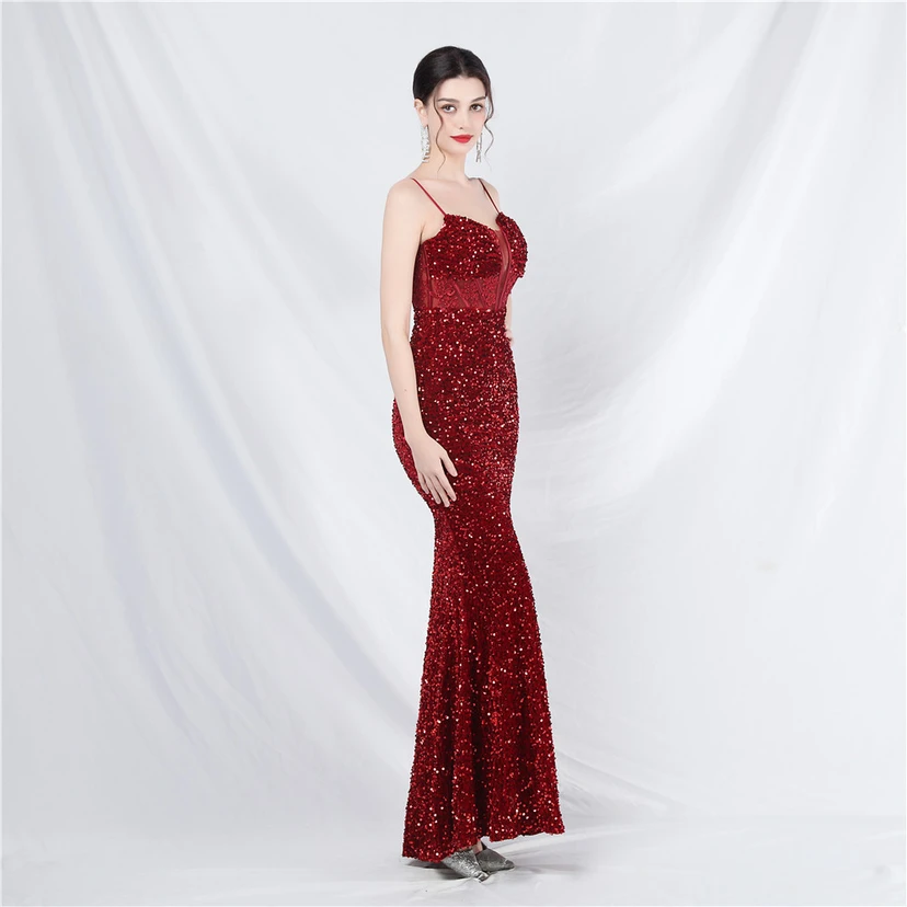 Vestido de noche pesado, estilo palacio, chaleco con diseño de espina de pescado, cintura con bordado de diamantes, flores, hombros descubiertos y tirantes. Vestido de alta gama. view 4