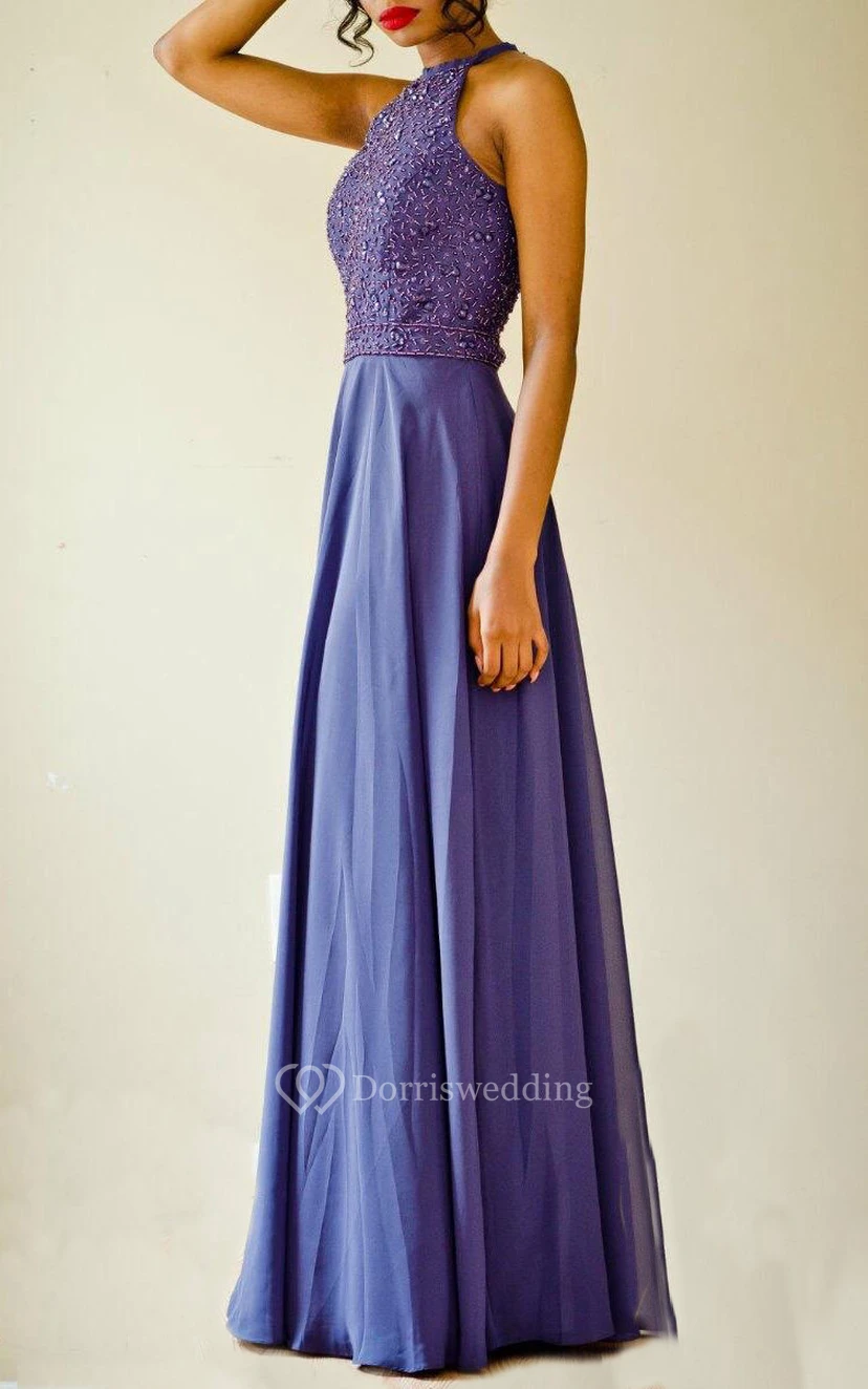 Chiffonkleid mit Neckholder und Perlenstickerei