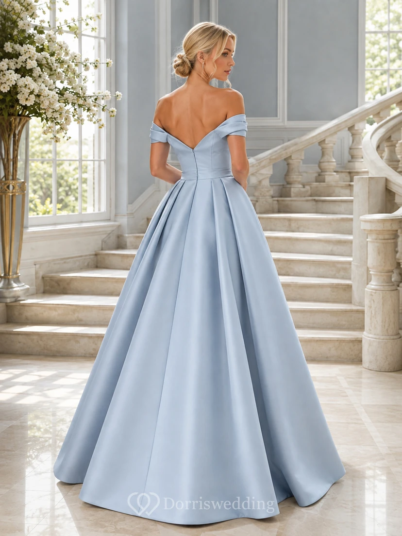 Elegante vestido de fiesta largo de satén azul cielo con escote corazón y lazo, sin hombros. view 2