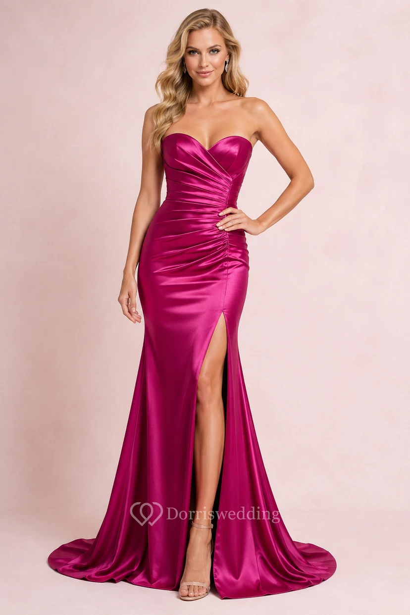 Abendkleid aus fuchsiafarbenem Satin, Meerjungfrauen-Schnitt, trägerlos, herzförmig, mit Schlitz, bodenlang