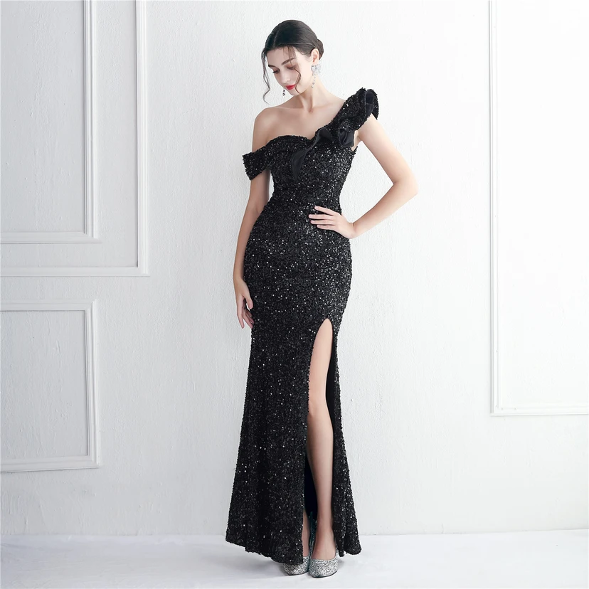 Imitation, handgefertigt, Pailletten, schulterfrei, Dankeschön-Bankett, schmaler Meerjungfrauenrock, Hochzeitsauto-Modellausstellung, Prominentenbankett video preview