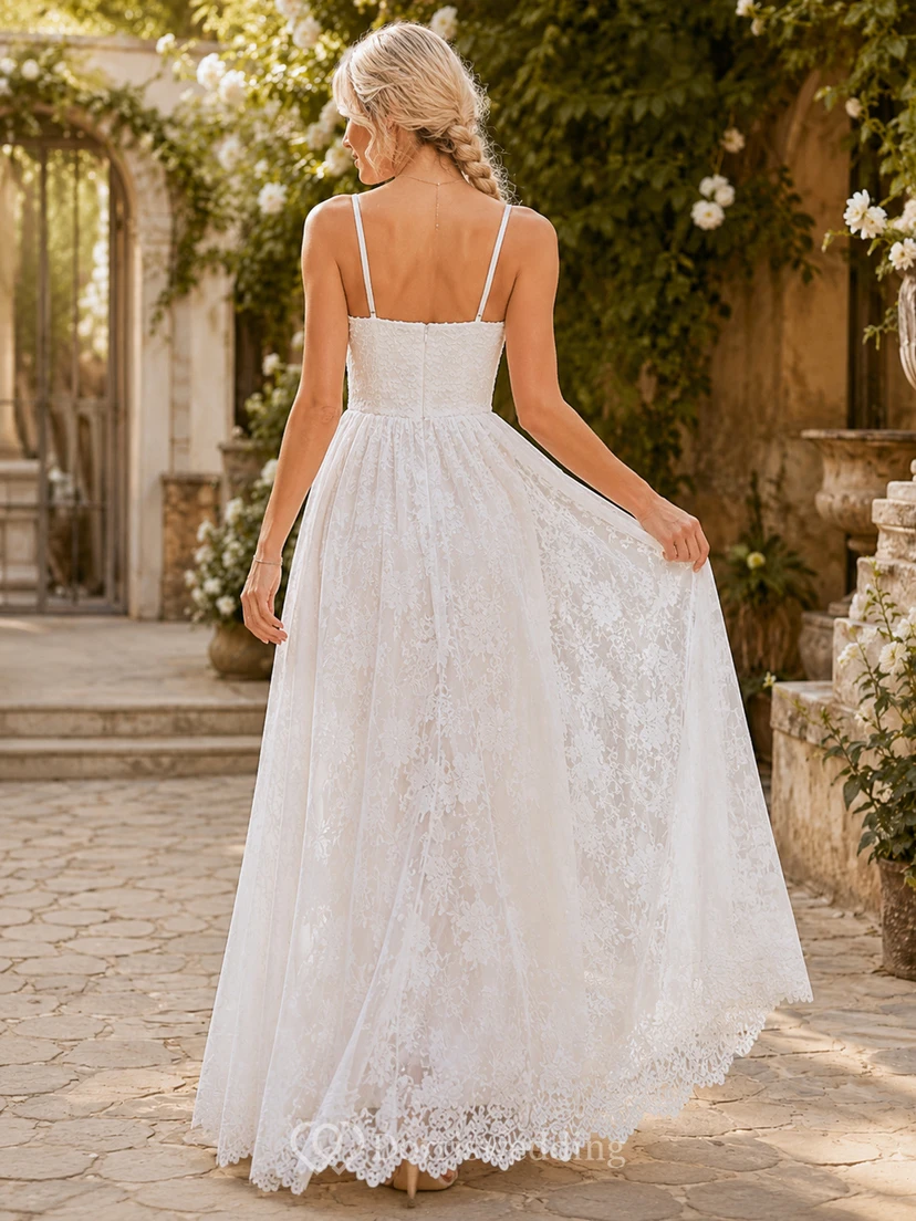 Robe de mariée romantique en dentelle, coupe trapèze, longueur au sol, sans manches, ornée de motifs carrés, style Sunlit Promise view 2
