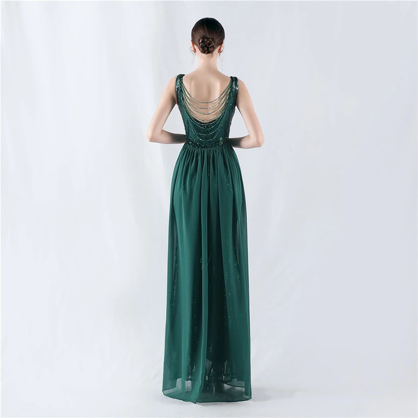 Paillettenbesetzte Blumen auf der Rückseite, Perlenstickerei mit Cape, Abendkleid für die Jahreshauptversammlung view 15