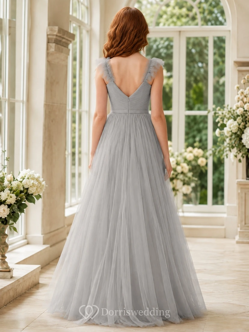 Vestido de dama de honor juvenil gris acero, corte en A, escote corazón, sin mangas, con volantes, estilo romántico. view 2