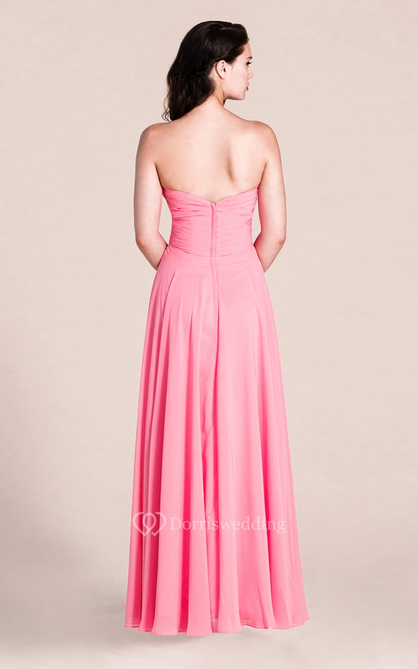 Vestido largo de gasa sin tirantes con escote corazón, estilo sencillo, para damas de honor. view 4