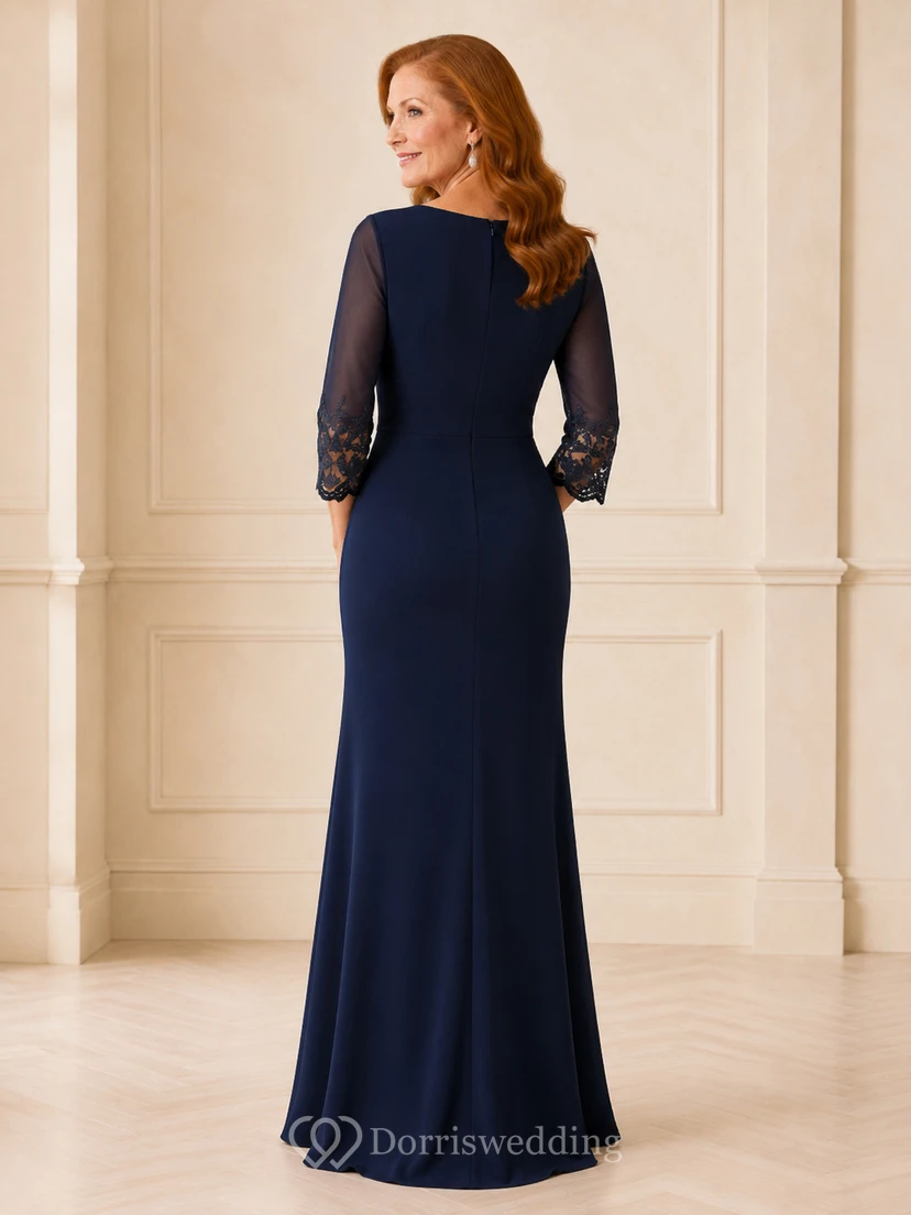 Elegantes, dunkelblaues, marineblaues Abendkleid im Meerjungfrauenstil mit V-Ausschnitt, Dreiviertelärmeln, Illusionseffekt, Spitzenmanschetten und bodenlangem Stretch-Satin – perfekt für die Großmutter des Bräutigams. view 2