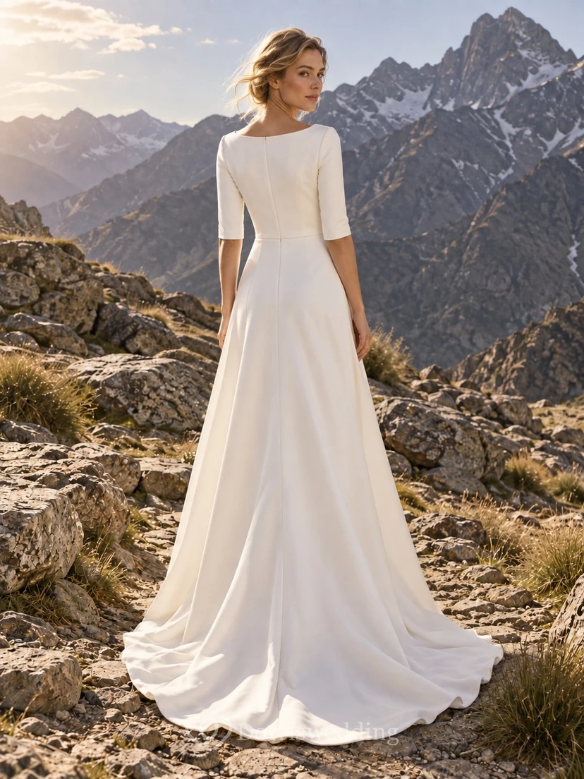 Vestido de novia sencillo de satén con escote barco, mangas cortas, cintura lisa y cola. view 2