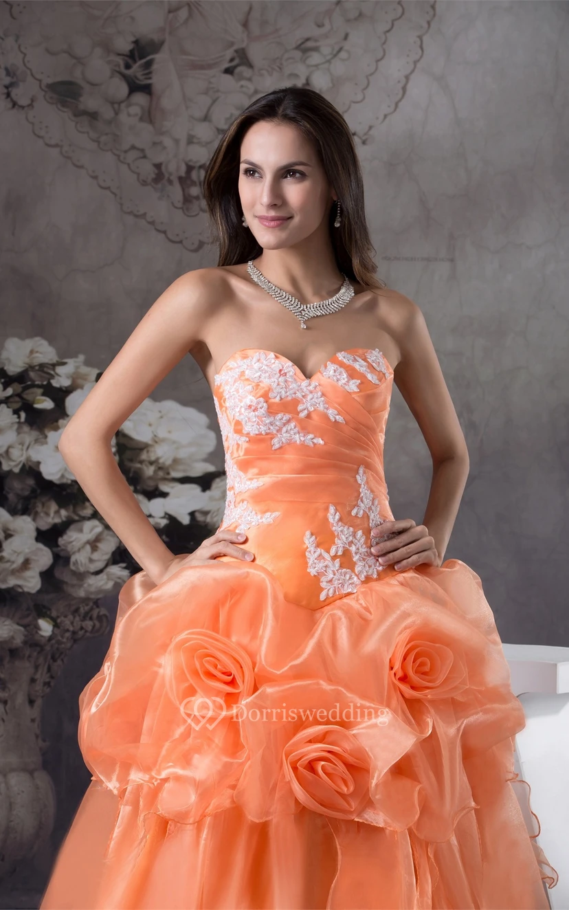 Sweetheart Ruffled Appliques and Ball-Gown With Flower view 8