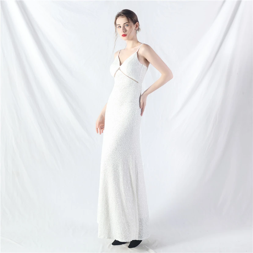 Robe longue trapèze évasée à paillettes, modèle phare du quotidien view 67
