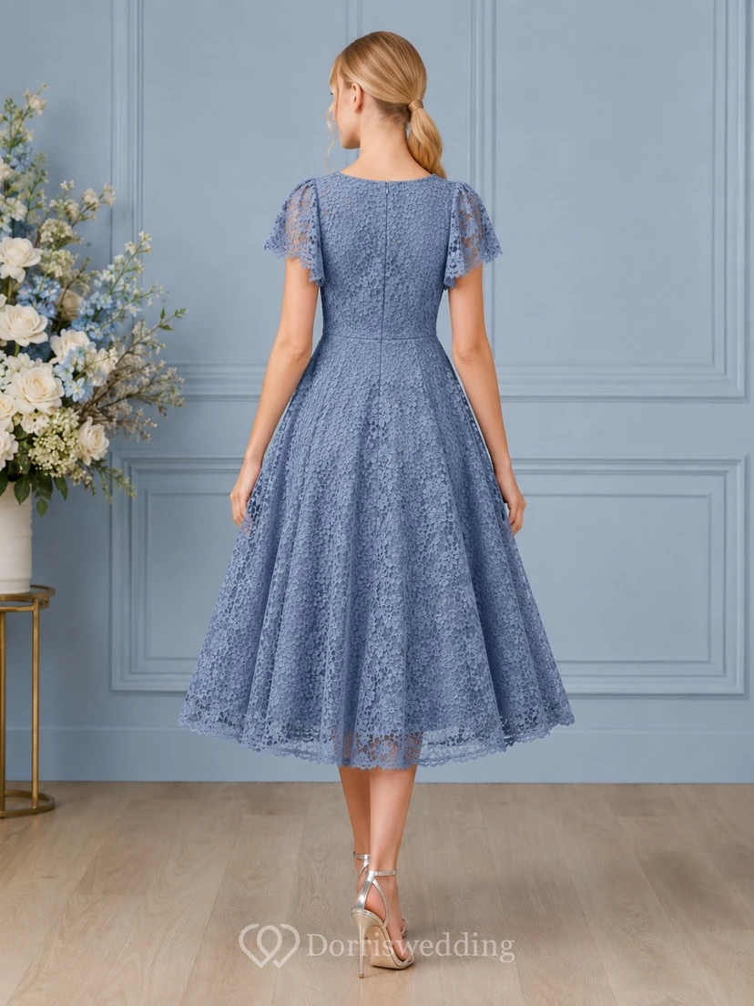 Schieferblaues Brautjungfernkleid im A-Linien-Stil mit eckigen Blütenblattärmeln und Spitze, romantisch view 2