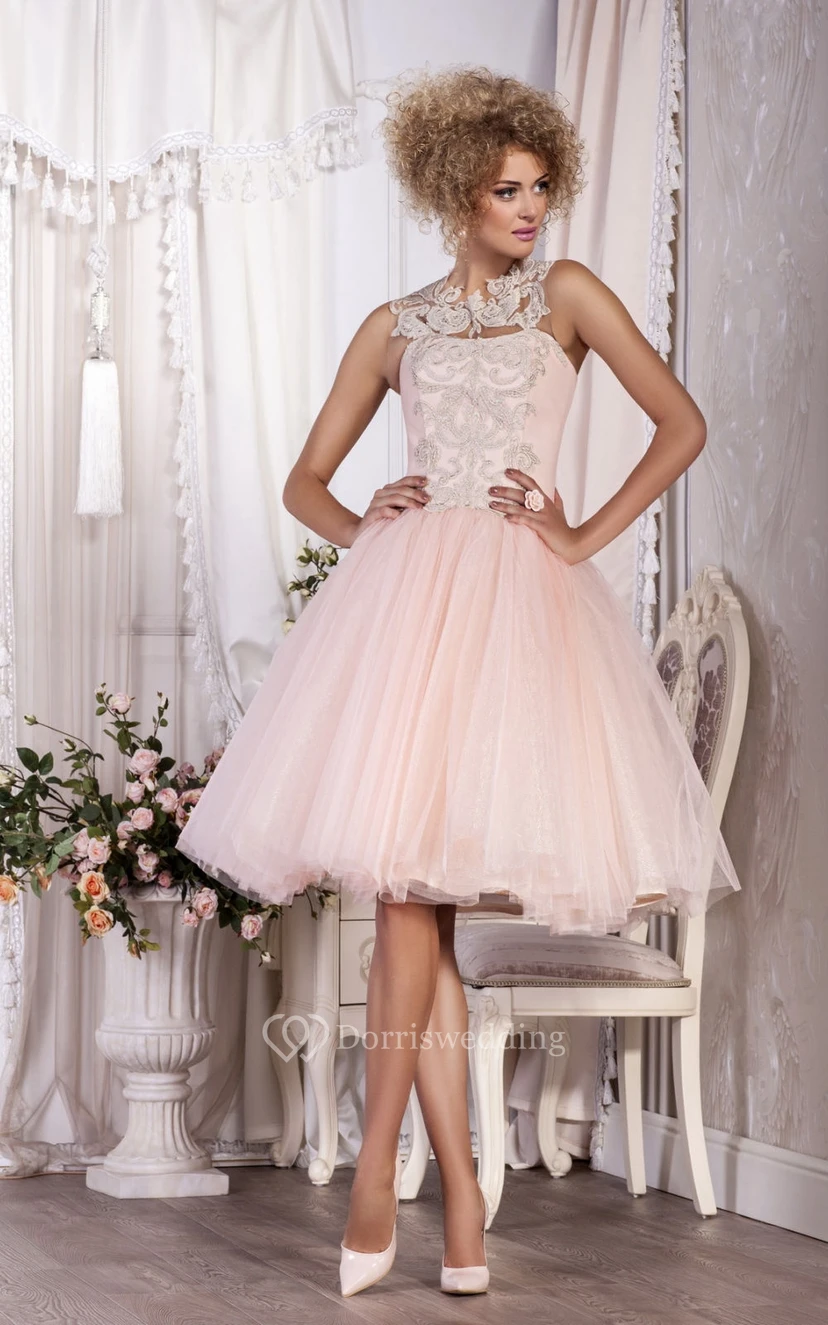 A-Line Knee-Length High-Neck Sleeveless Tulle Pleats Appliques Button Dress