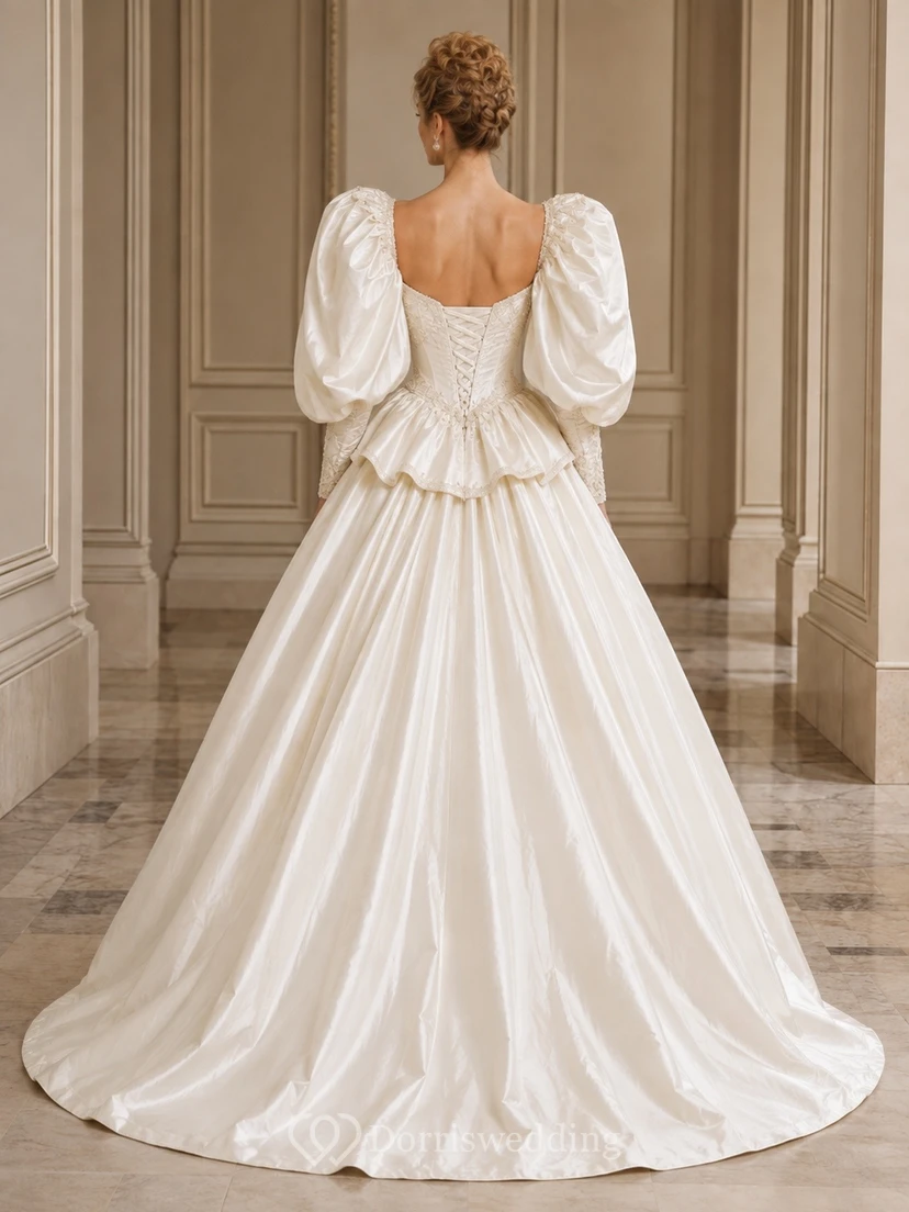 Vestido de novia de gala, elegante y modesto, con escote cuadrado, de estilo vintage. view 2