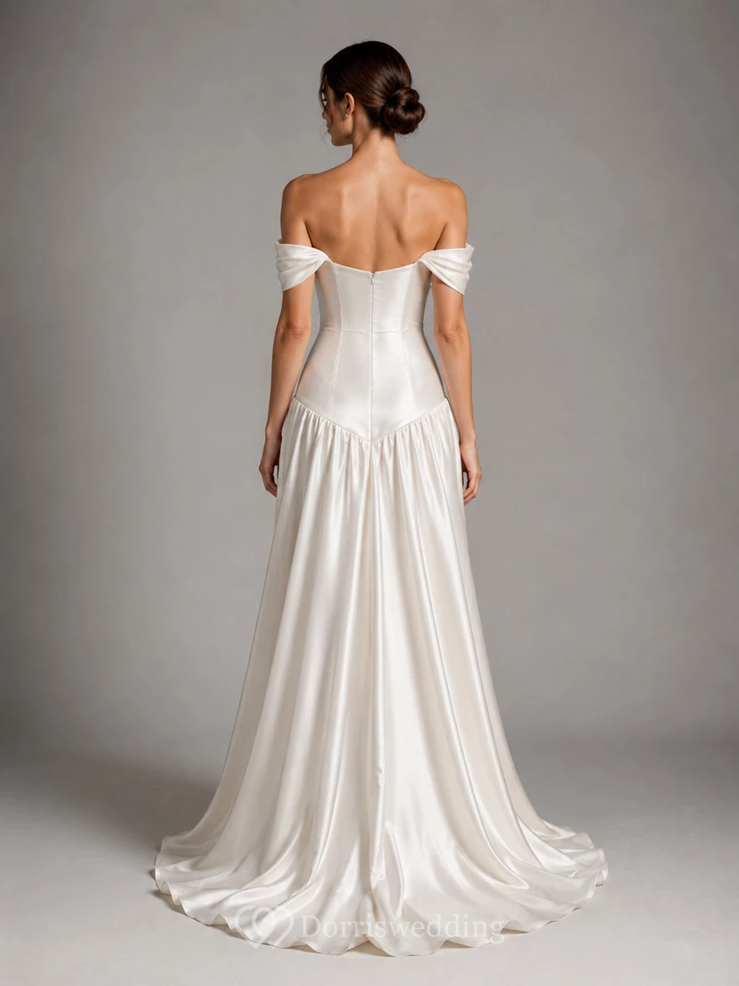 Robe de mariée moderne à épaules dénudées et taille basse, style corset, idéale pour une fugue amoureuse. view 2