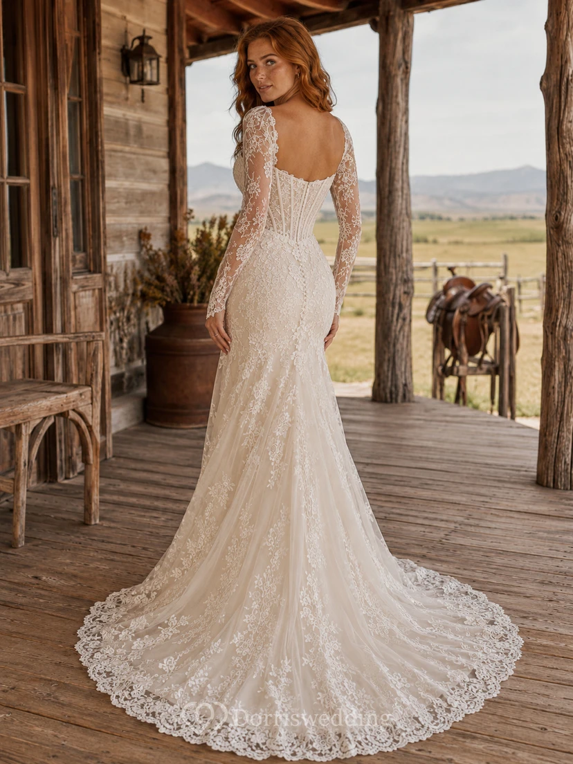 Vestido de novia de tul y encaje campestre, estilo sirena, con escote en V, manga larga, cola de corte y espalda baja en V. view 2