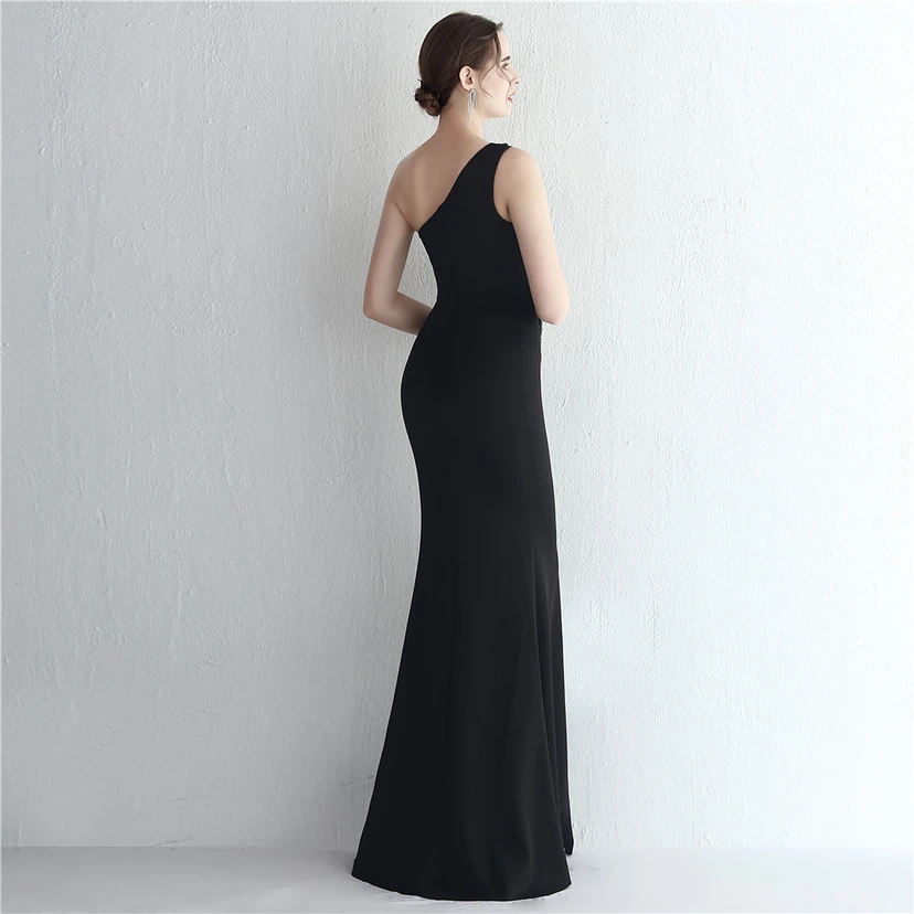 Satin-Kleid, schmal geschnitten, schulterfrei, lang, für festliche Anlässe wie Dinnerpartys, Hochzeiten oder Ausstellungen von Automodellen view 15