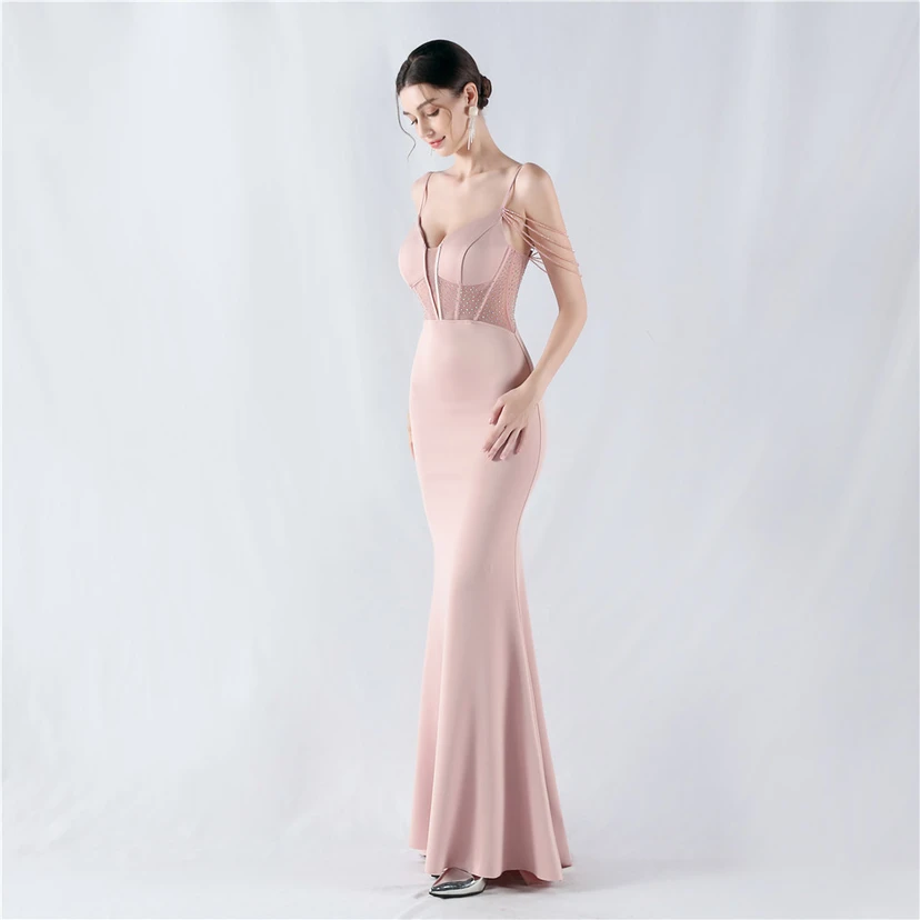 Vestido de noche con cintura de espiga, bordado de diamantes de imitación, ideal para banquetes y presentaciones. view 31