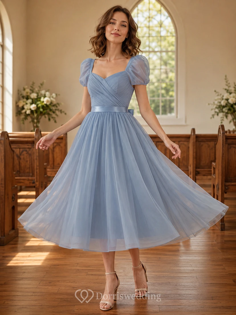 Blaues Tüllkleid mit Puffärmeln, Schleife in der Taille und Blumenmädchenkleid