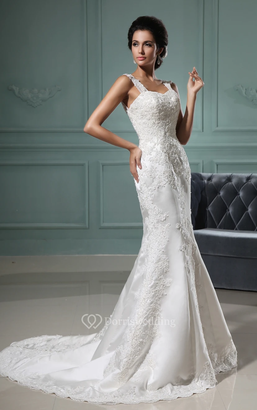Sweetheart Strap-Neckline Front-Split Dress With Lace Detailing view 2
