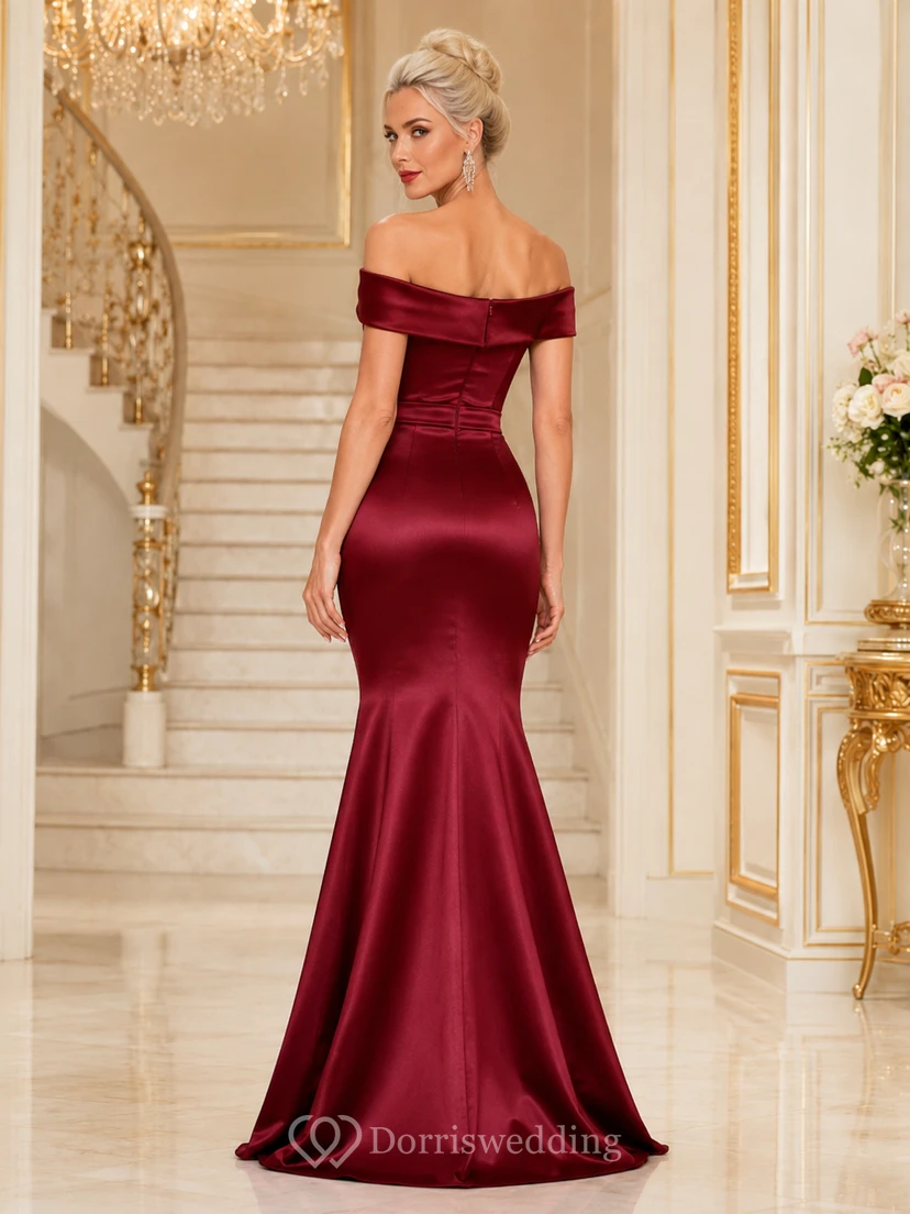 Robe de soirée sirène en satin satiné bordeaux à épaules dénudées sans manches et corset view 2