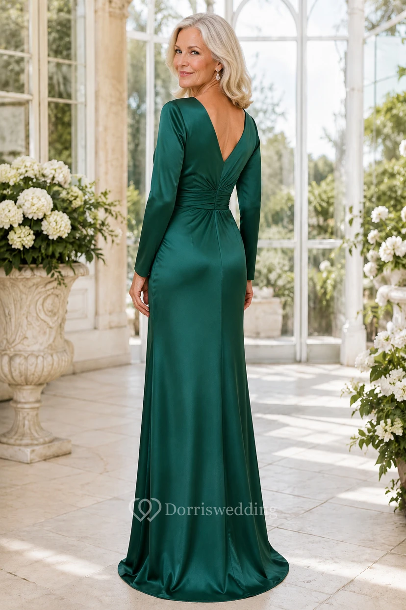 Robe fourreau en satin vert foncé à col en V et manches longues, idéale pour la mère. view 2