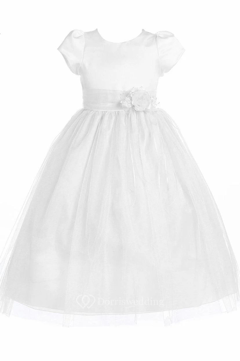 Kurzes, gestuftes Blumenmädchenkleid aus Tüll und Satin view 2