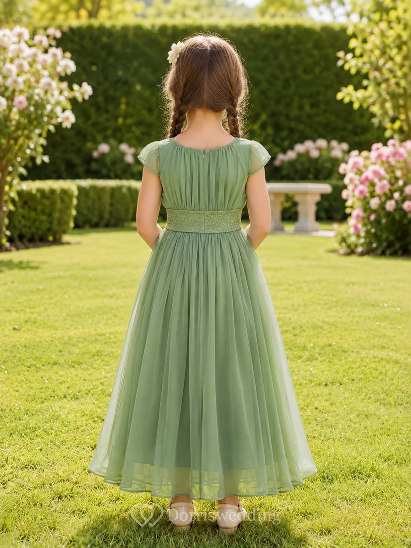 Blumenmädchenkleid aus salbeifarbenem Chiffon, A-Linie, kurze Ärmel, Rundhalsausschnitt, Teelänge, Schärpendetails view 2