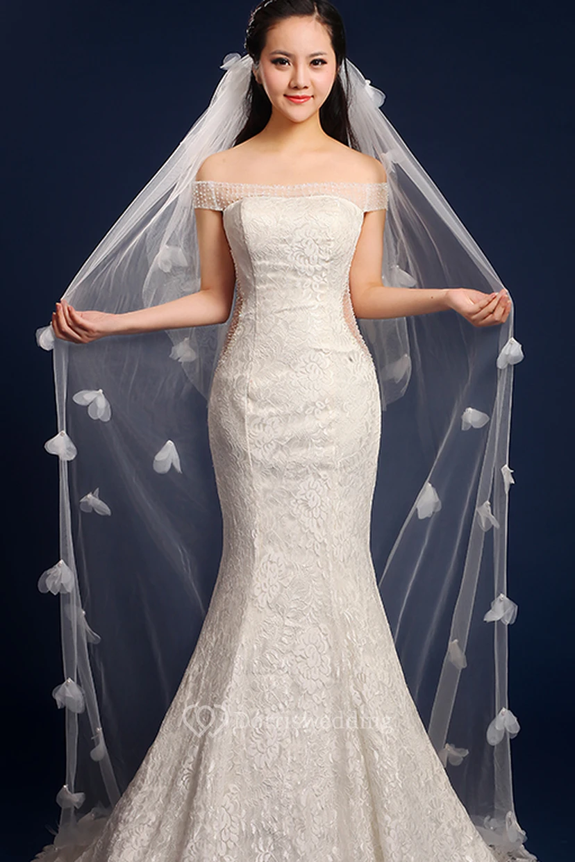 Ethereal Cathedral Wedding Veil with Exquisite Flowers