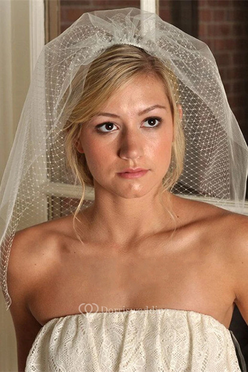 Retro Double-layer Short Bridal Veil with Mesh view 2