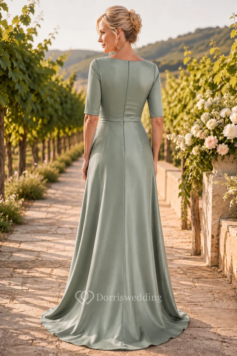 Salbeifarbenes A-Linien-Mutterkleid aus Bateau-Satin view 2