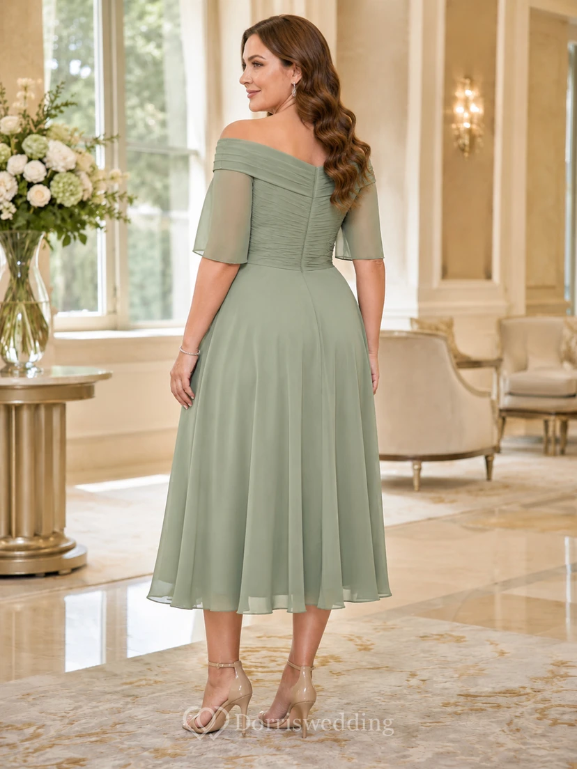 Modernes, schulterfreies, kurzärmeliges A-Linien-Abendkleid in Übergröße in Salbeigrün mit Raffungen und Teelänge view 2