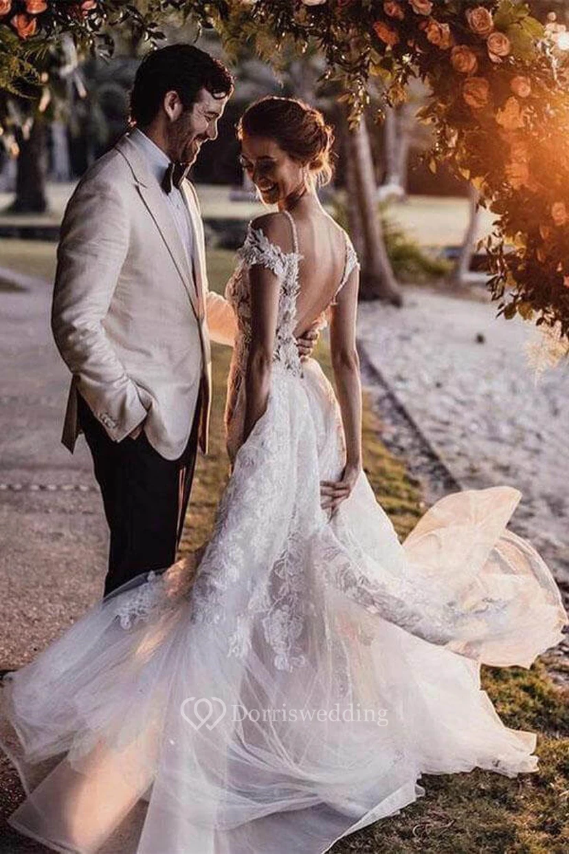 Plunged Cap Scoop-neck Applique Mermaid Exquisite Backless Wedding Dress view 3