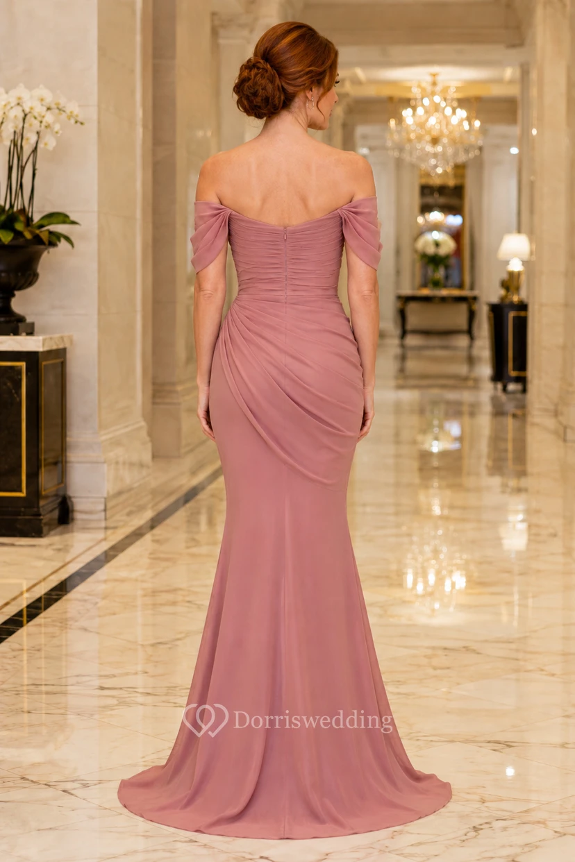 Robe de soirée sirène rose poudré à épaules dénudées view 2