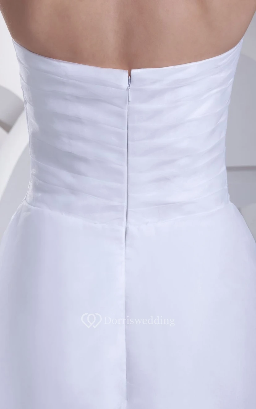 Vestido de hadas sin tirantes de corte A fruncido con superposición de pedrería y tul. view 2
