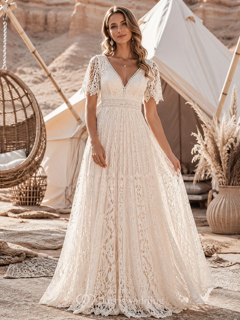 Vestido bohemio de encaje de ganchillo con mangas acampanadas y corte en A para fugas románticas en el desierto