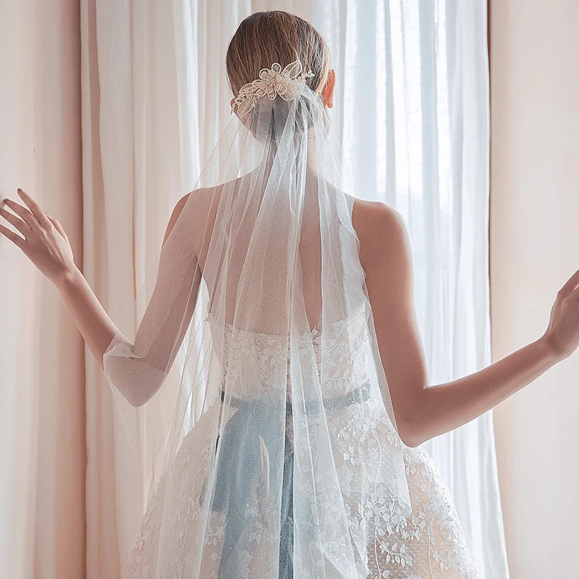 Gold Glittering Simple Style Tulle Mid Length Bridal Veil