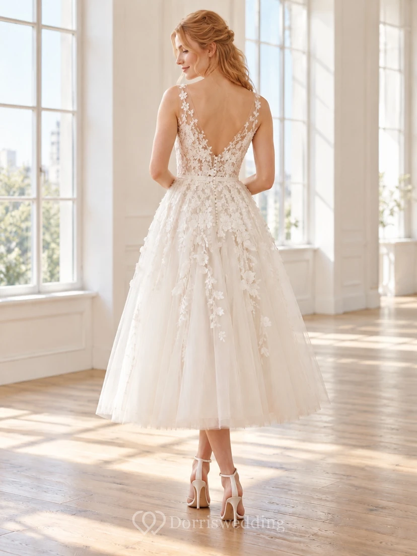 Tea-length Floral Illusion Sleeveless Tulle A-line Bridal Reception Wedding Dress view 2