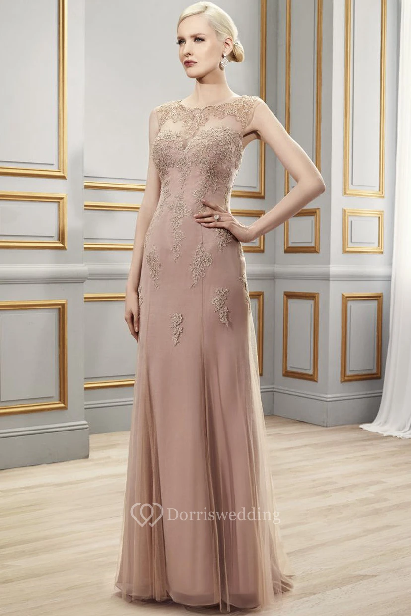 Robe de soirée sans manches en tulle à encolure ronde ornée d'appliqués et dos illusion
