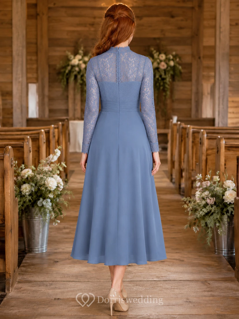 Robe midi à manches longues et empiècement en dentelle bleu poudré pour invitée religieuse view 2
