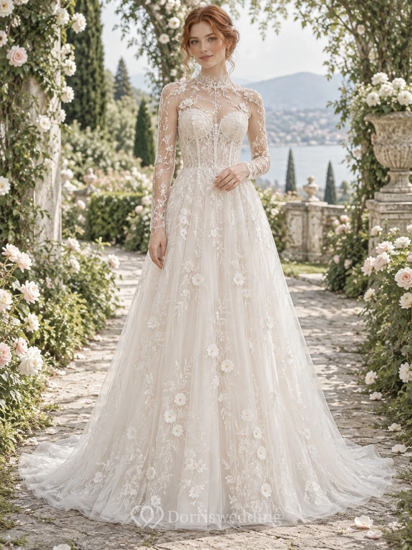 Robe de mariée trapèze en dentelle à pois, col montant et manches longues, style modeste.