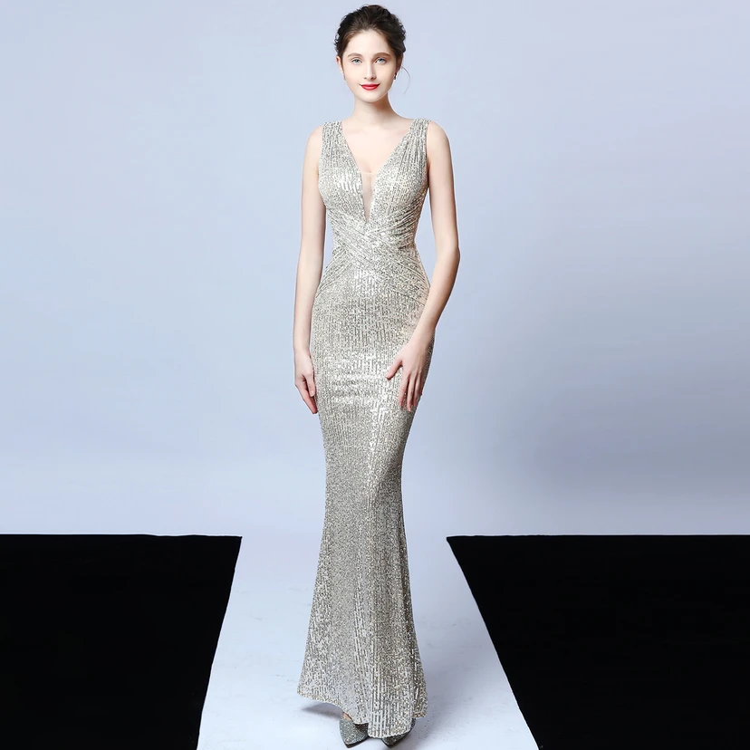 Robe de soirée élégante et longue sans manches à sequins Aura Queen, style banquet, coupe sirène. view 28