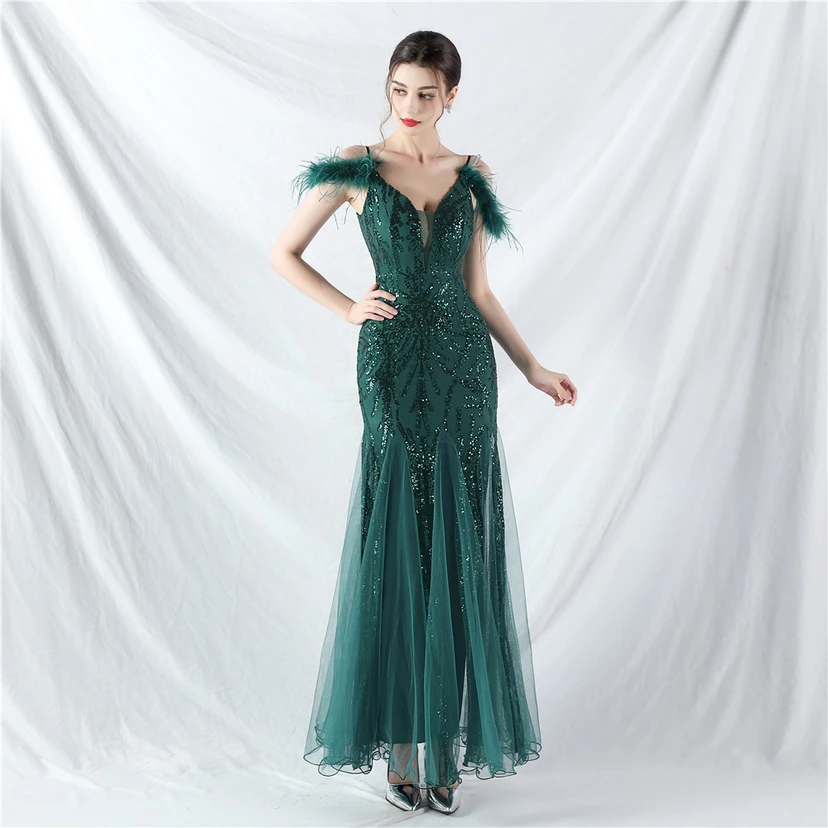 9-farbiges, handgefertigtes Abendkleid aus Kamelfedern, Netzstoff und Pailletten, sexy Trägern view 12