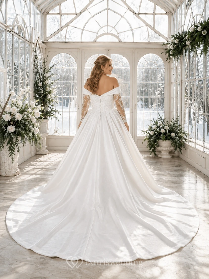 Plus Size Langarm-Satin-Ballkleid mit schulterfreiem Ausschnitt – Winterhochzeitskleid view 2