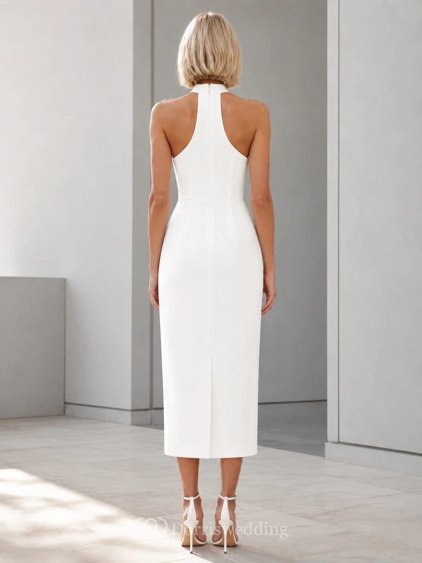 Vestido de cóctel sencillo blanco de satén elástico, largo hasta la rodilla, con escote halter y sin mangas. view 2