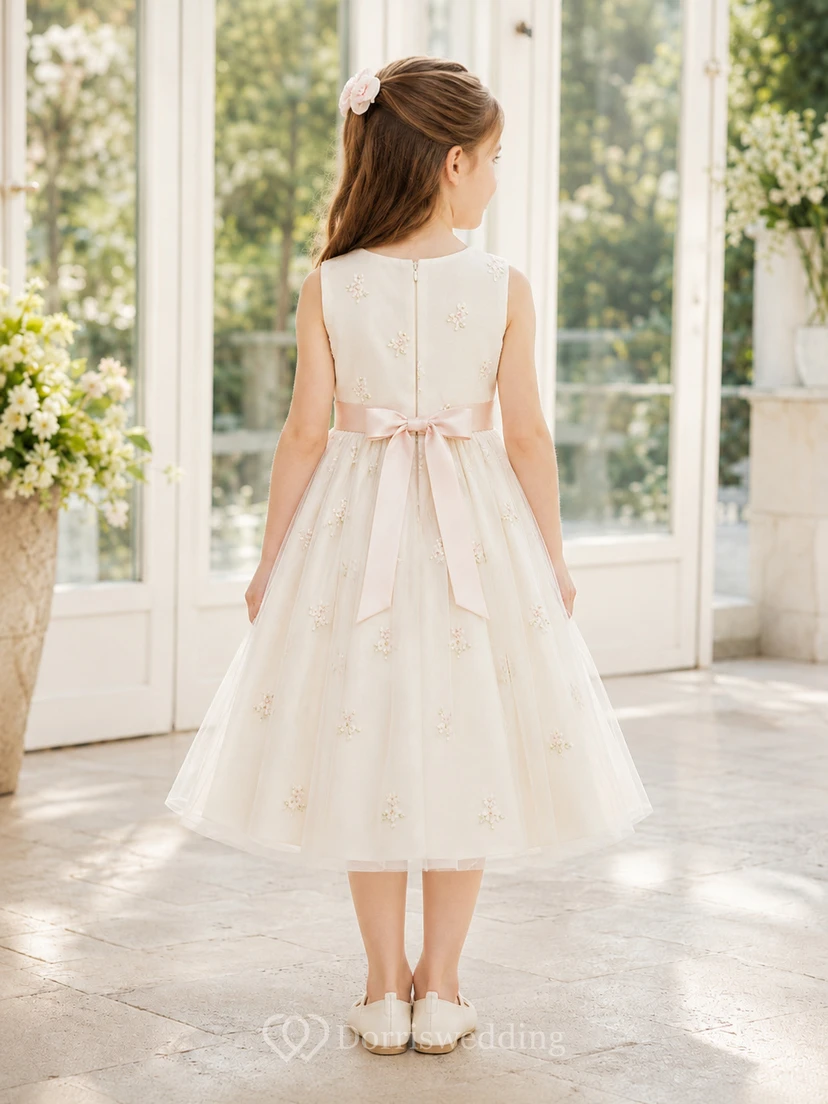 Simple Tulle A-Line Flower Girl Dress with Jewel Neck, Tea-Length Skirt and Pleated Skirt view 2