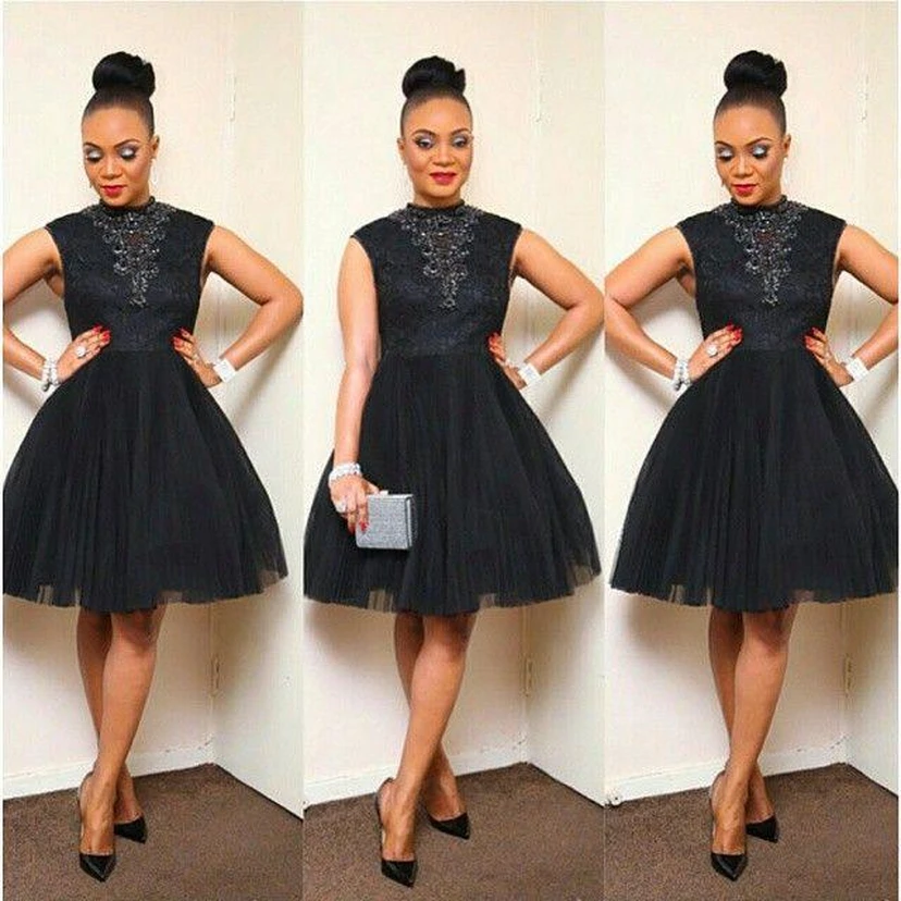 Sexy Black Short Tulle Prom Dress Appliques High Neck view 2